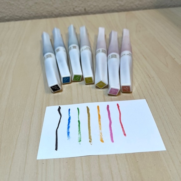 Set of 7 Zig Wink of Stella. Japanese Brush Paint Pens. Metallic inks. EUC - Picture 4 of 14